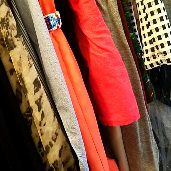 5lbs MYSTERY BOX  ITEMS FOR **ReSale** - Picture 3 of 8